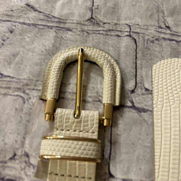 STEVE MADDEN IVORY FAUX SKIN PRINT WITH GOLD TONE ACCENTS WOMENS BELT SIZE LARGE - Picture 4 of 11